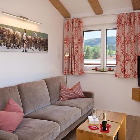 5 Sterne Ferienwohnung Hochgratblick Mit Schwimmbad Und Sauna Oberstaufen Exterior foto