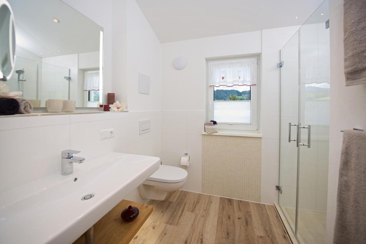 5 Sterne Ferienwohnung Hochgratblick Mit Schwimmbad Und Sauna Oberstaufen Exterior foto